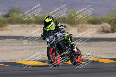 media/Nov-05-2022-SoCal Trackdays (Sat) [[f8d9b725ab]]/Turn 5 (940am)/